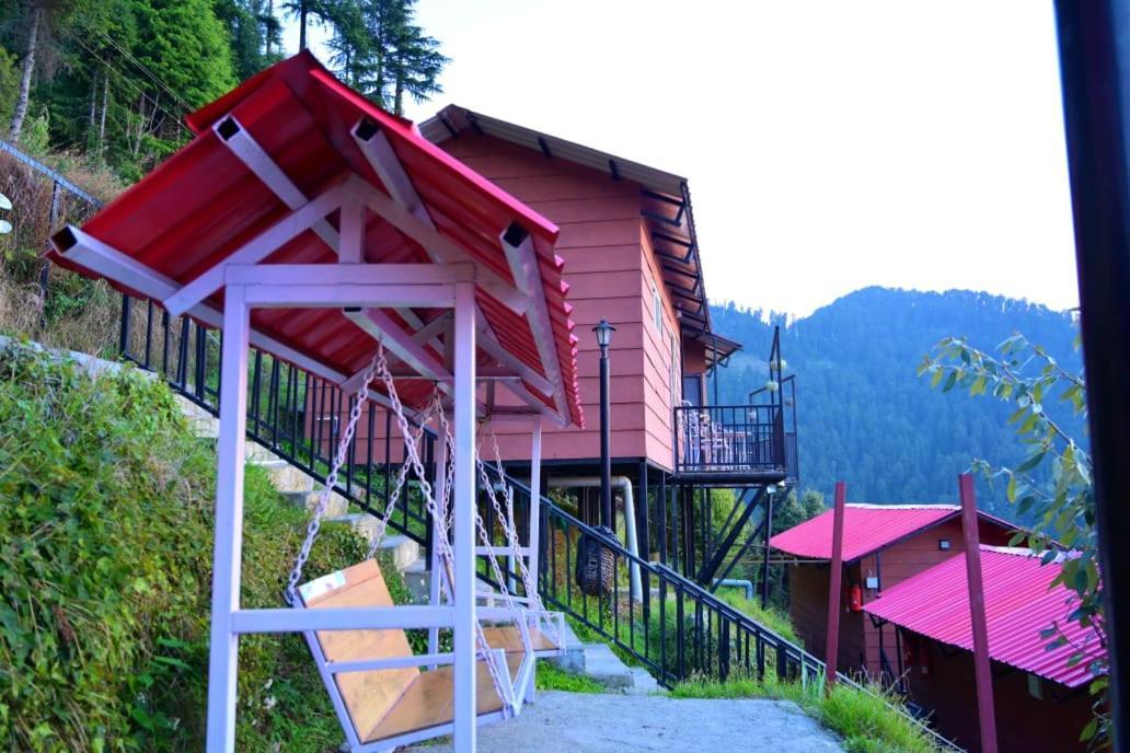 Aamod Resorts Dalhousie ! Luxury Cottage Resort Kültér fotó
