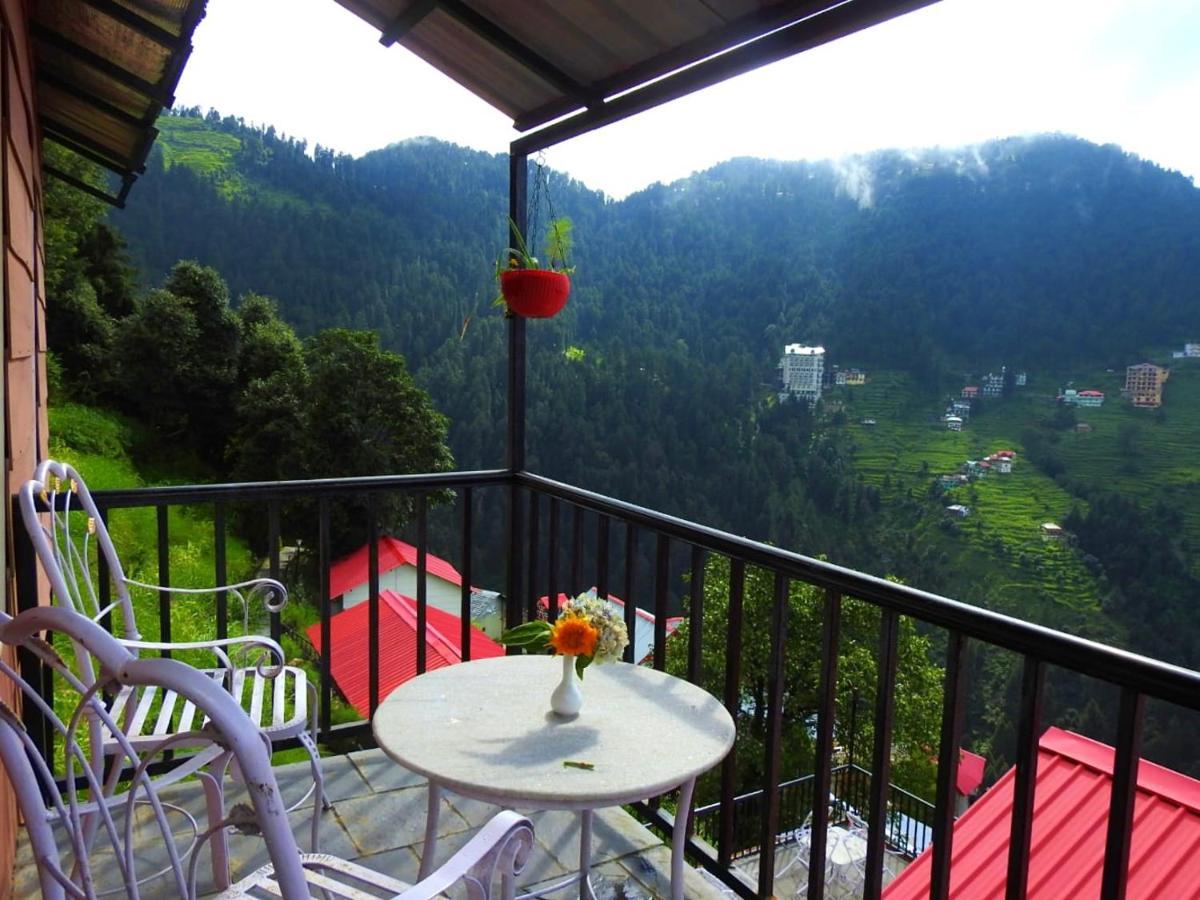 Aamod Resorts Dalhousie ! Luxury Cottage Resort Kültér fotó