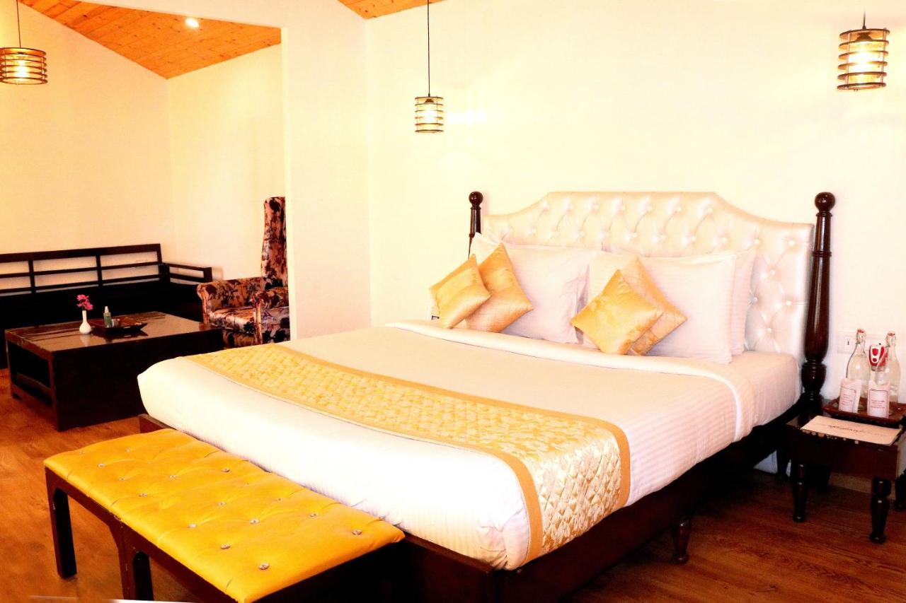 Aamod Resorts Dalhousie ! Luxury Cottage Resort Kültér fotó