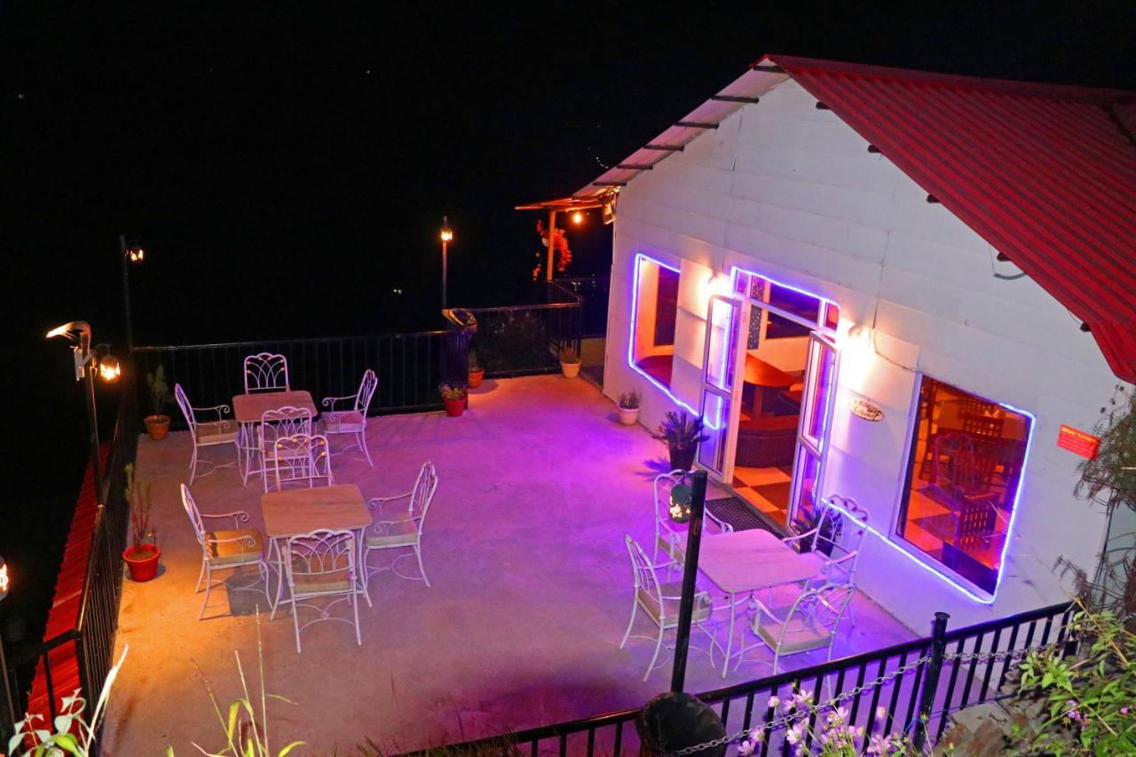 Aamod Resorts Dalhousie ! Luxury Cottage Resort Kültér fotó