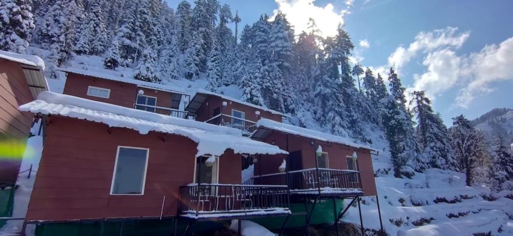 Aamod Resorts Dalhousie ! Luxury Cottage Resort Kültér fotó